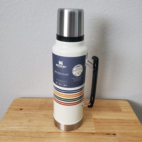 Pendleton Stanley Vacuum Bottle White 1.5 QT New - Picture 7 of 7
